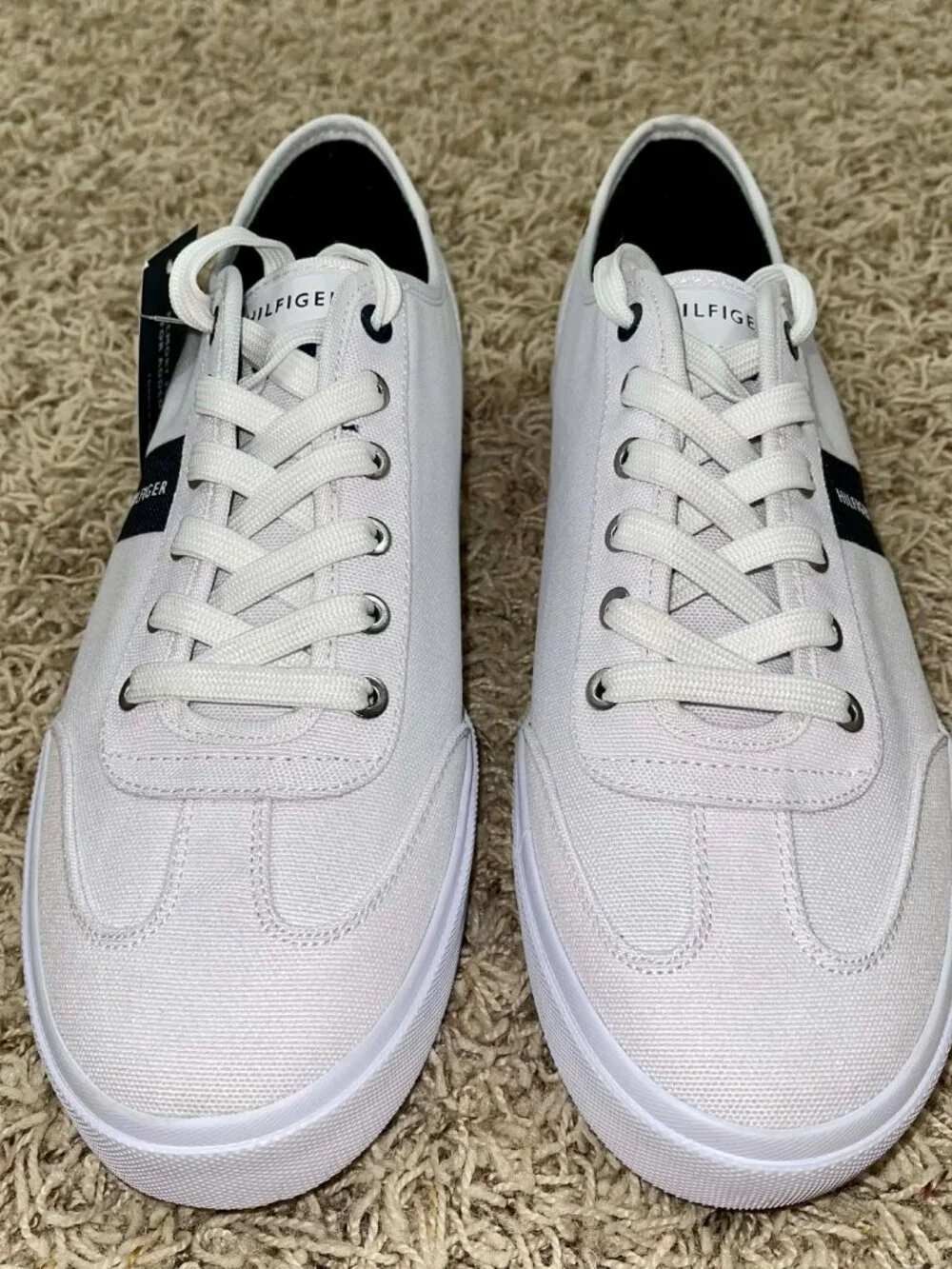 Tommy Hilfiger Men’s Canvas Low-Top Sneakers Shoes White, Size 12 (New)